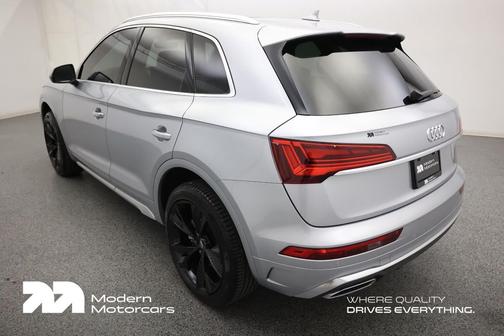 2023 Audi Q5 45 S line Premium