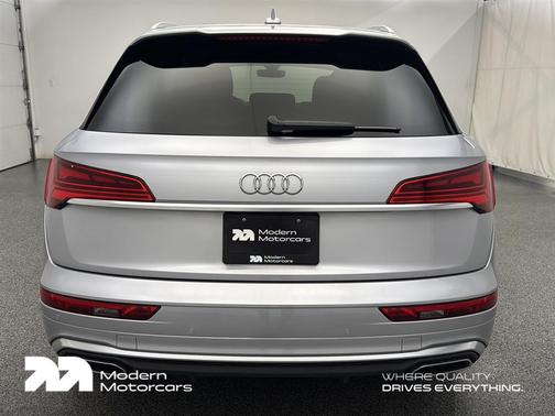 2023 Audi Q5 45 S line Premium