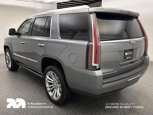 2018 Cadillac Escalade Premium Luxury