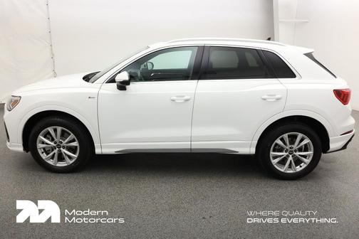 2023 Audi Q3 Premium 45 TFSI S line quattro Tiptronic