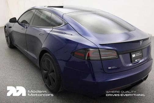 2022 Tesla Model S Plaid