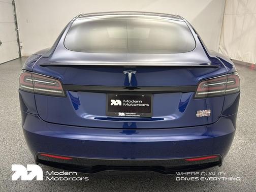 2022 Tesla Model S Plaid