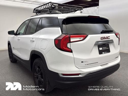 2024 GMC Terrain AWD AT4