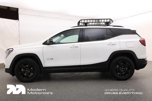 2024 GMC Terrain AWD AT4