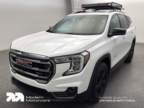 2024 GMC Terrain AWD AT4