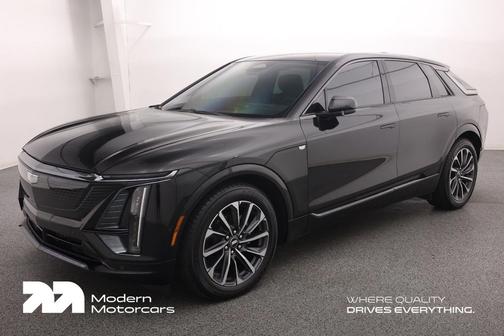 Stellar Black Metallic 2024 Cadillac LYRIQ Sport