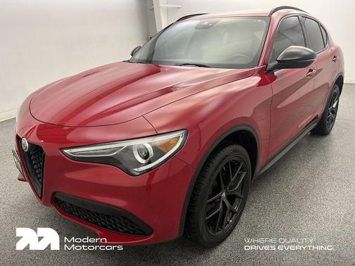 2021 Alfa Romeo Stelvio Base