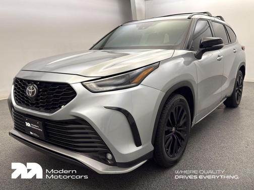 2023 Toyota Highlander XSE