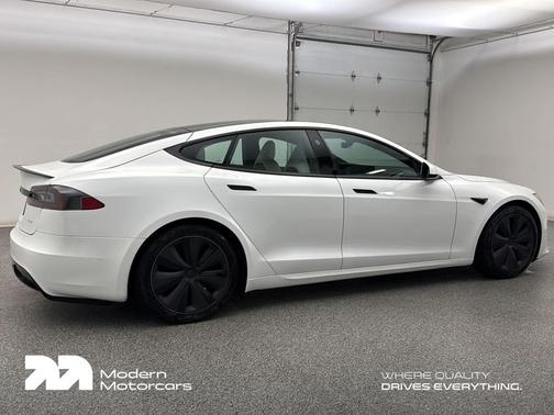 2021 Tesla Model S Plaid