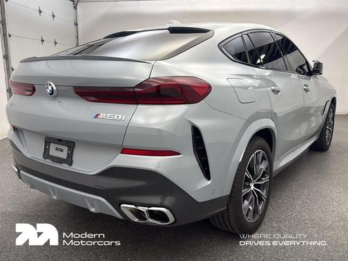 2025 BMW X6 M60i