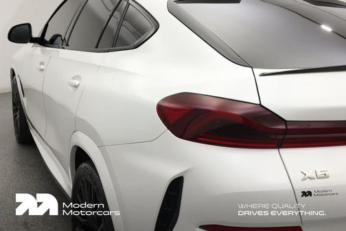 2022 BMW X6 M50i