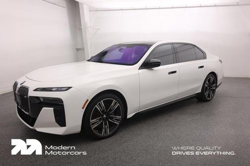 Alpine White 2024 BMW i7 M70