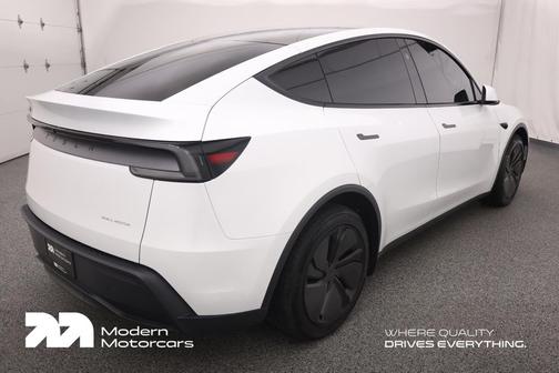 Pearl White Multi-Coat 2026 Tesla Model Y Long Range Launch Series
