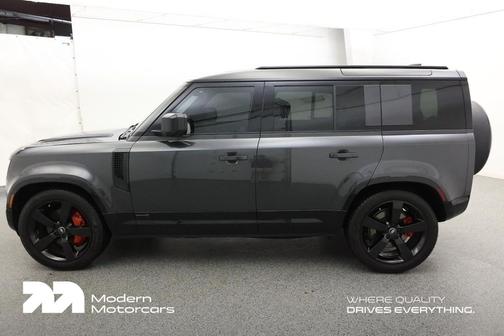 2025 Land Rover Defender 110 P400 X