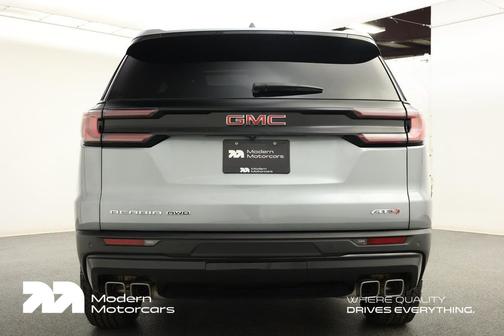 2025 GMC Acadia AWD AT4