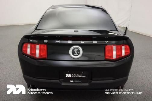 2010 Ford Shelby GT500 Base