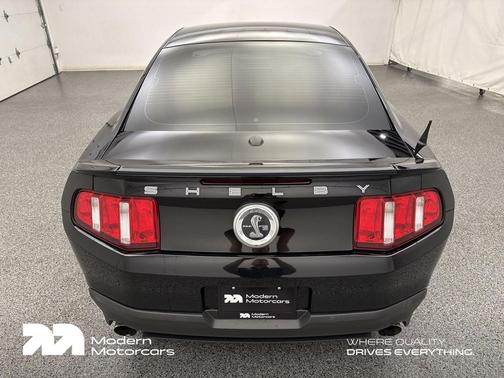 2010 Ford Shelby GT500 Base