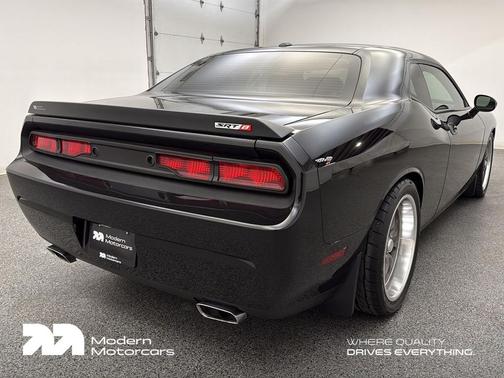 2009 Dodge Challenger SRT8