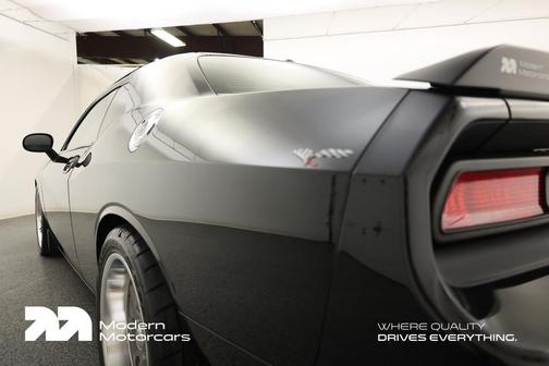 2009 Dodge Challenger SRT8