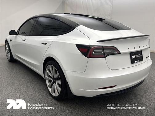 2022 Tesla Model 3 Long Range