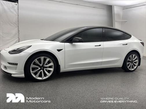 2022 Tesla Model 3 Long Range