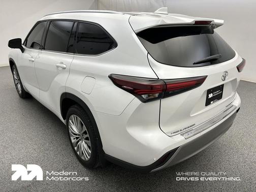 2024 Toyota Highlander Platinum