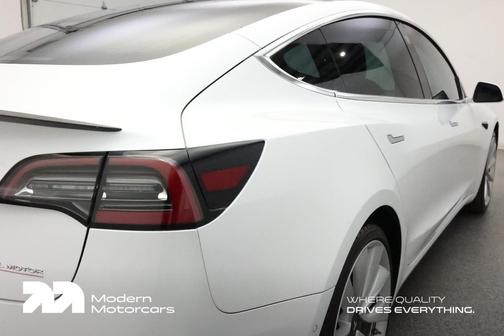 2019 Tesla Model 3 Performance