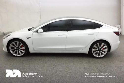 2019 Tesla Model 3 Performance