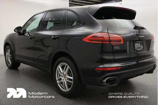 2016 Porsche Cayenne Base