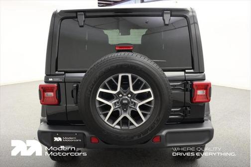 2024 Jeep Wrangler 4-Door Sahara 4x4