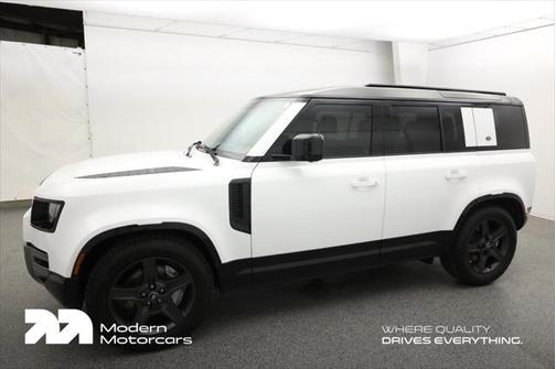 2024 Land Rover Defender 110 P400 X-Dynamic SE