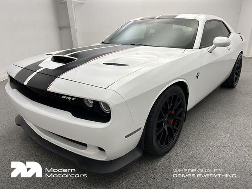 Bright White Clearcoat 2016 Dodge Challenger SRT Hellcat
