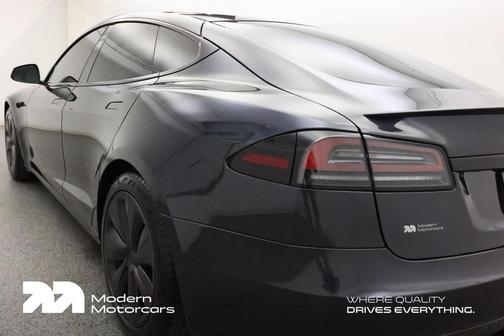 2024 Tesla Model S Plaid