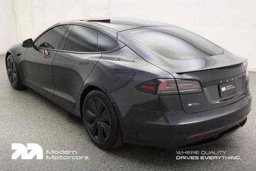 2024 Tesla Model S Plaid