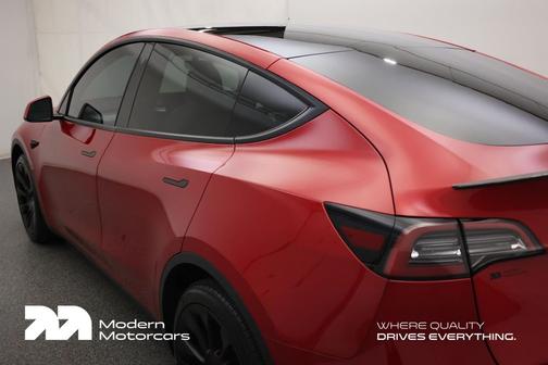 2021 Tesla Model Y Long Range Dual Motor All-Wheel Drive