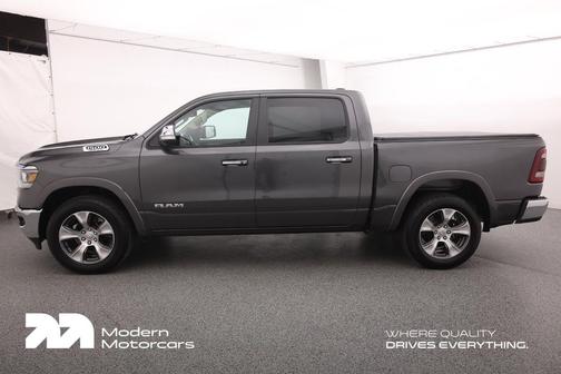 Granite Crystal Metallic Clearcoat 2019 RAM 1500 Laramie