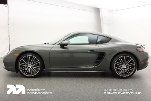 2022 Porsche 718 Cayman T