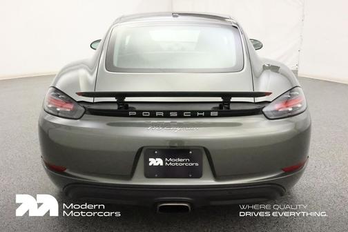 2022 Porsche 718 Cayman T