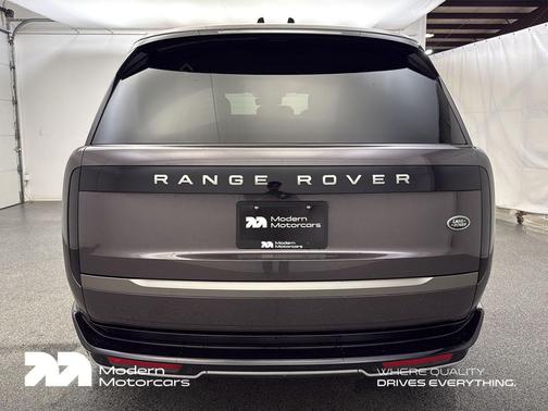 2023 Land Rover Range Rover P530 SE