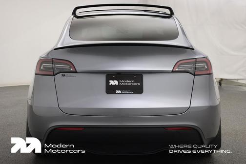 2024 Tesla Model Y Performance Dual Motor All-Wheel Drive