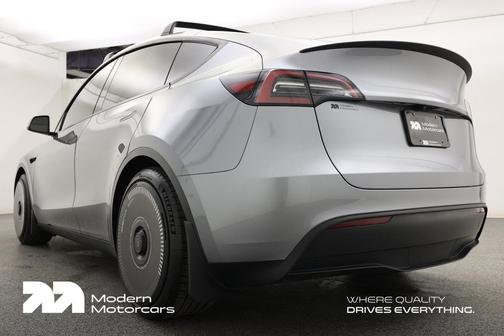 2024 Tesla Model Y Performance Dual Motor All-Wheel Drive