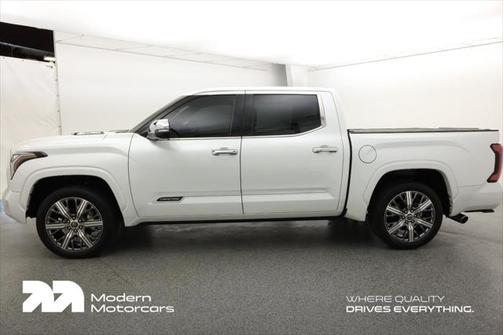 2022 Toyota Tundra Hybrid Capstone