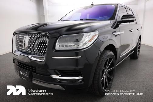 2019 Lincoln Navigator Select