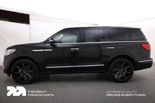 2019 Lincoln Navigator Select