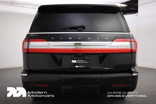 2019 Lincoln Navigator Select