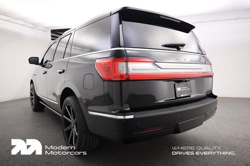 2019 Lincoln Navigator Select