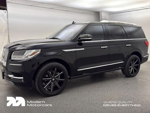 2019 Lincoln Navigator Select