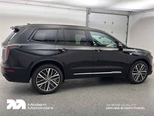 2023 Cadillac XT6 Sport AWD