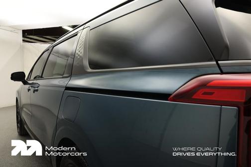 2025 Kia Carnival SX