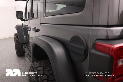Granite Crystal Metallic Clearcoat 2018 Jeep Wrangler Unlimited Rubicon